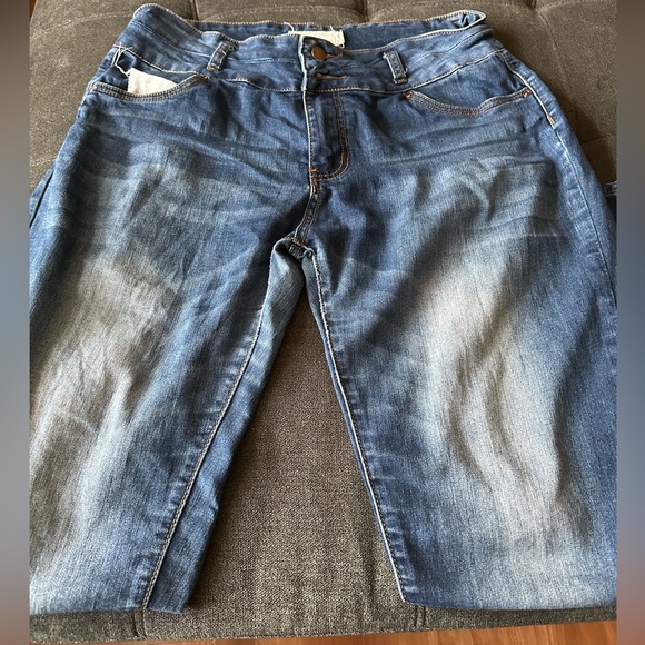 Denim - Encore women’s skinny jeans size 15 double button